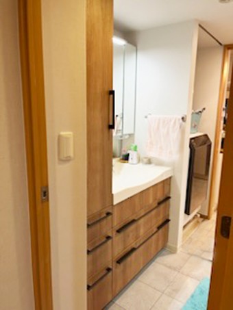 ゆったりとくつろげる自分磨きのドレッシング空間 世田谷区G様邸 ゆったりとくつろげる自分磨きのドレッシング空間 世田谷区G様邸